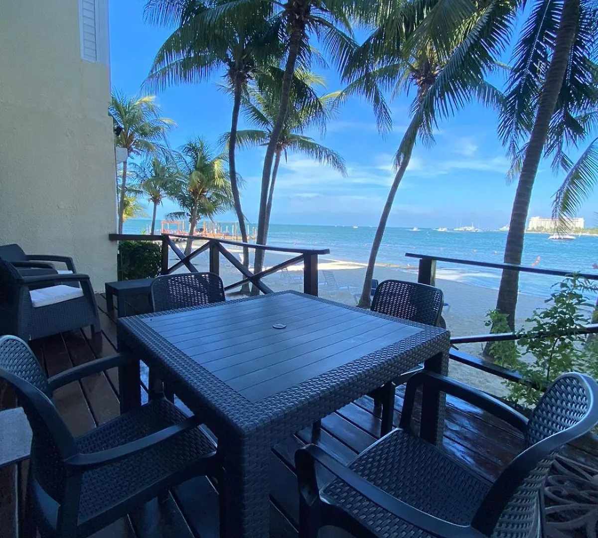 Apartment Ocean Front - Ground Floor Condo Cancun